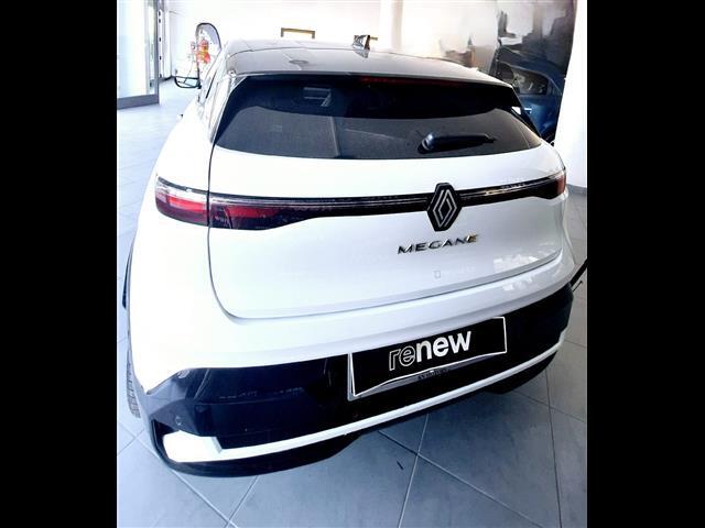 RENAULT Megane 00814110_VO38013074