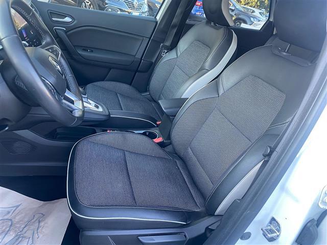 RENAULT Captur 02641685_VO38043366