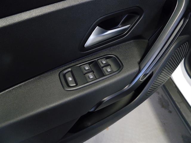 DACIA Duster II 2018 03251079_VO38043894