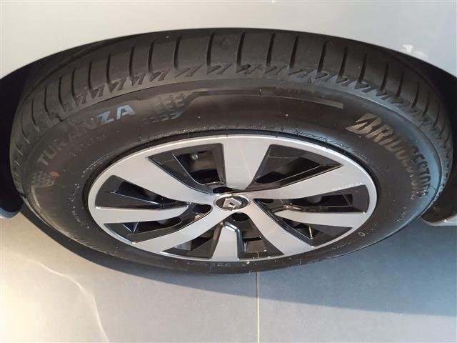 RENAULT Clio 00013935_VO38043670