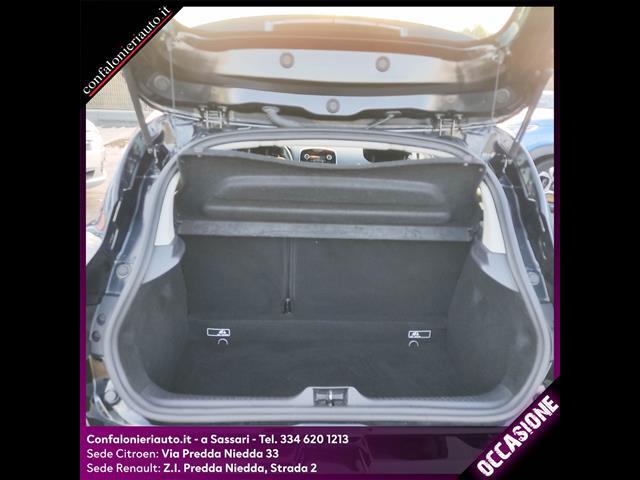 RENAULT Clio 00009325_VO38013165