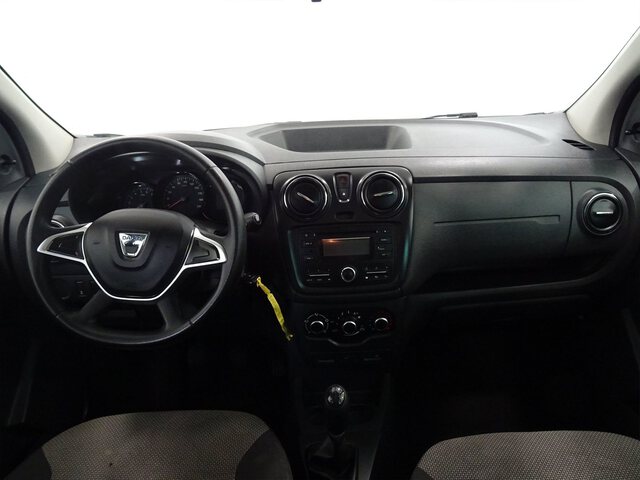 Inside Lodgy  BLANCO