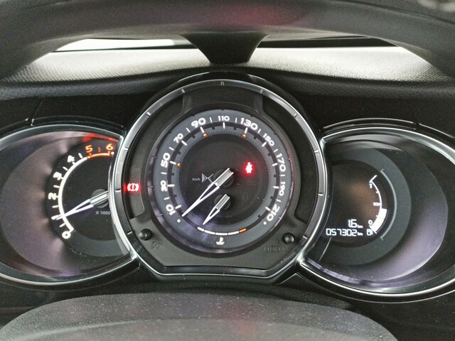 Inside 3 Diesel  Gris Shark