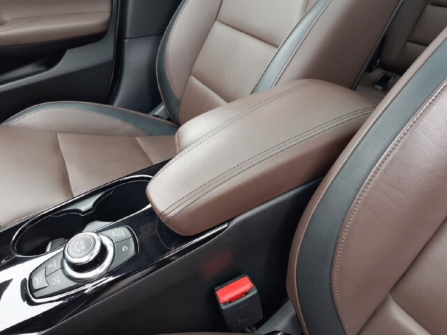 Inside QX30 Diesel  Graphite Shadow