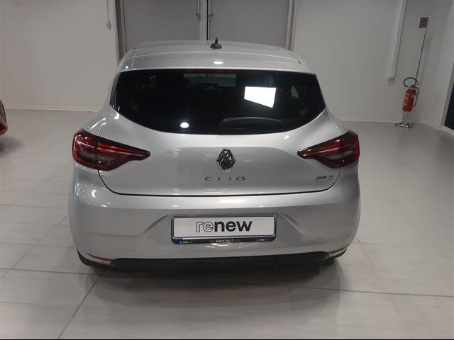 RENAULT Clio 00016238_VO38023184
