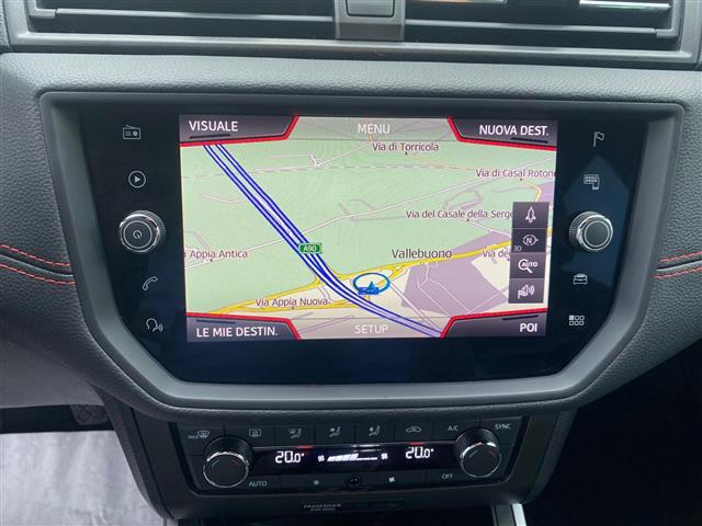 SEAT Arona 2017 02640229_VO38043366