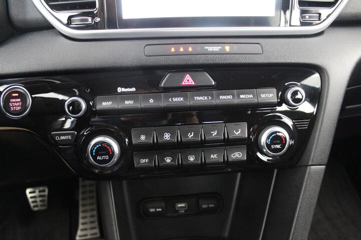 Inside Sportage Diesel  Penta Metal