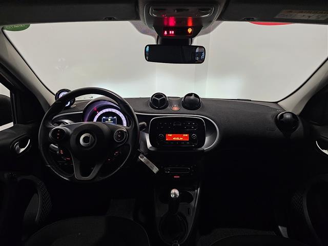 SMART Forfour 02416165_VO38013170