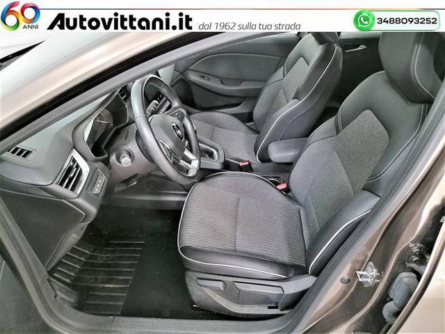 RENAULT Clio 00965013_VO38023207