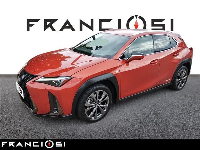 LEXUS UX 2019 00025497_VO38013018