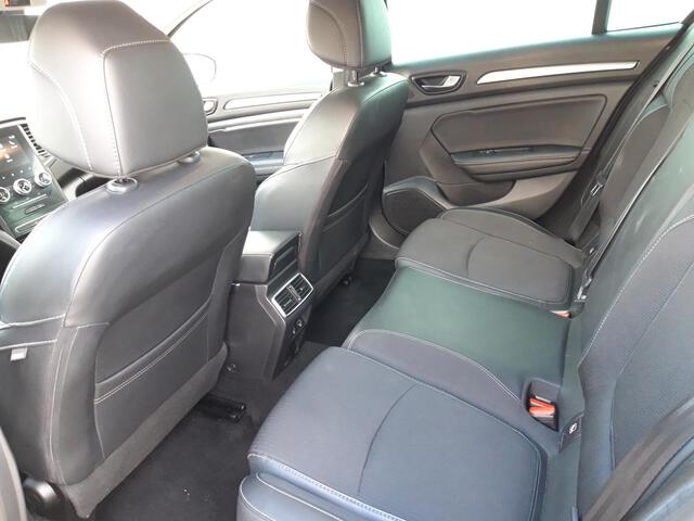 Inside Mégane Sport Tourer Diesel  Gris