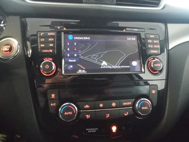 Inside Qashqai  NEGRO
