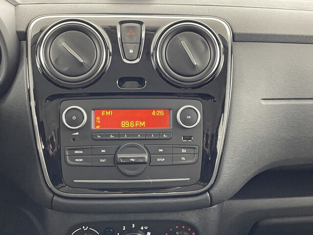 Inside Lodgy Diesel  Gris