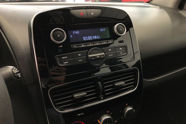 Inside Clio  Blanco