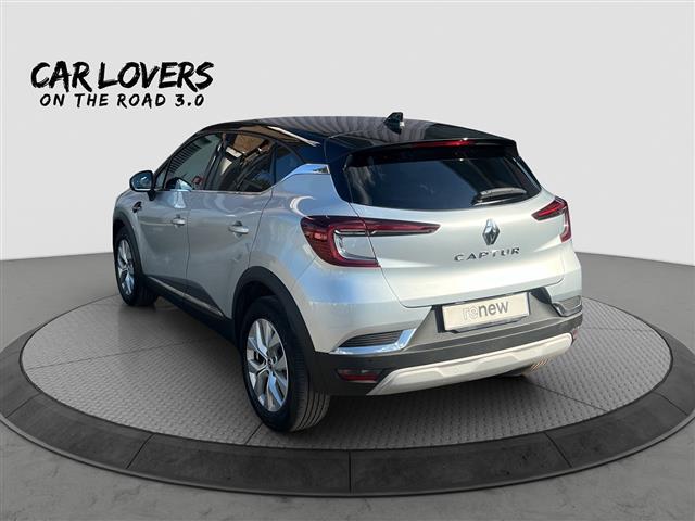RENAULT Captur 05258500_VO38013034