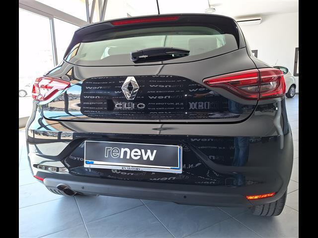 RENAULT Clio 00754518_VO38013074