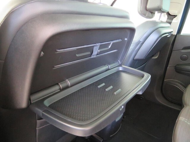 Inside Scénic Diesel  Azul Cosmos