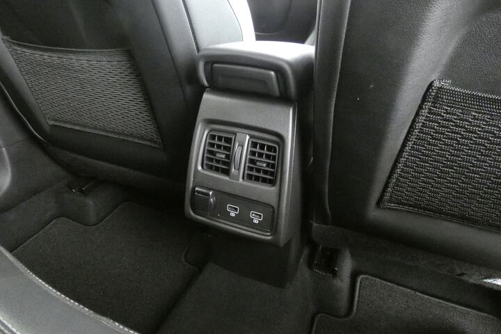 Inside Captur  Naranja Atakama con 