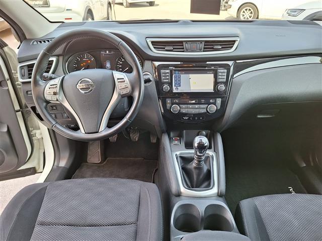 NISSAN Qashqai 00805939_VO38013074