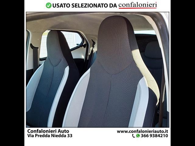 TOYOTA Aygo 00009522_VO38013165