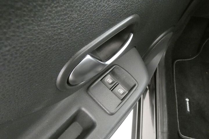 Inside Sandero  Negro Nacarado