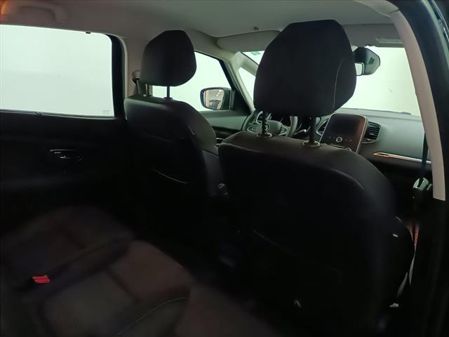 RENAULT Scenic 00006492_VO38033579