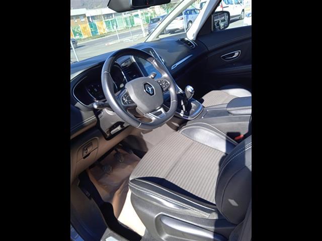 RENAULT Scenic 00023735_VO38013404