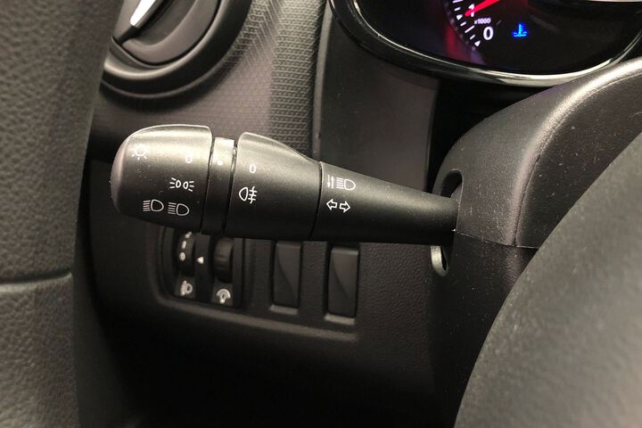 Inside Clio  Blanco