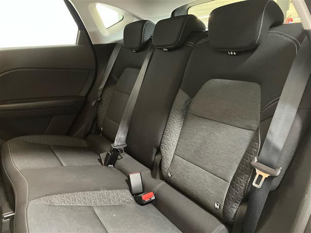 RENAULT Captur 00984952_VO38023207