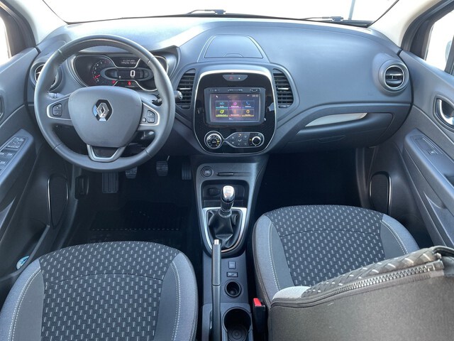 Inside Captur  Negro Brillante/Tech