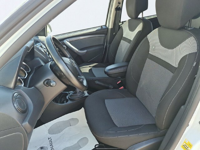 Inside Duster Diesel  BLANCO