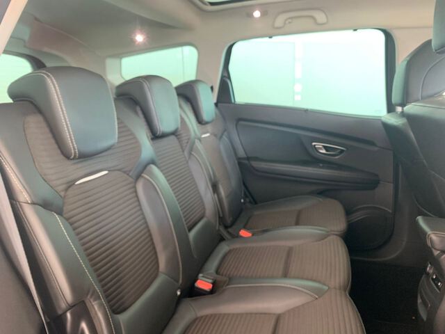 Inside Grand Scénic Diesel  Gris Casiopea