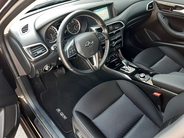 Inside QX30 Diesel  Black Obsidian