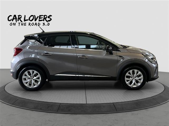 RENAULT Captur 05258071_VO38013034