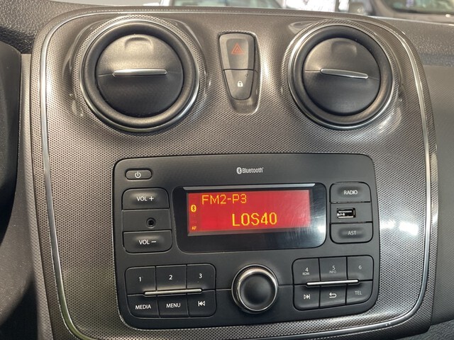 Inside Sandero  Negro Nacarado