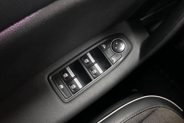 Inside Captur  Gris