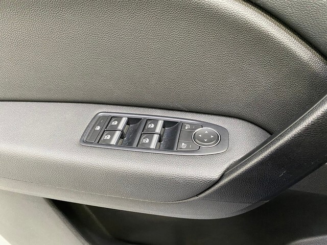 Inside Captur  Azul Rayo con techo 