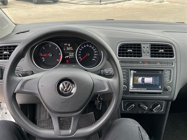 VOLKSWAGEN Polo V 2014 01247709_VO38013065
