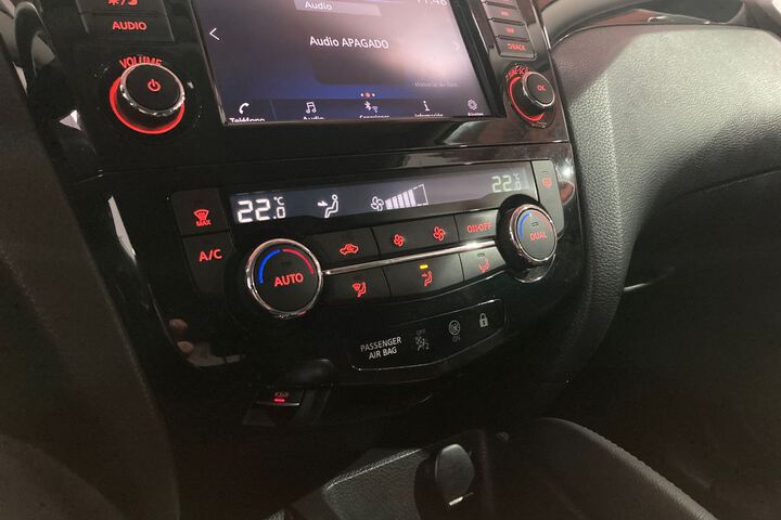 Inside Qashqai Diesel  Gris