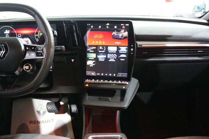 Inside Mégane Eléctrico  Rojo Deseo con techo