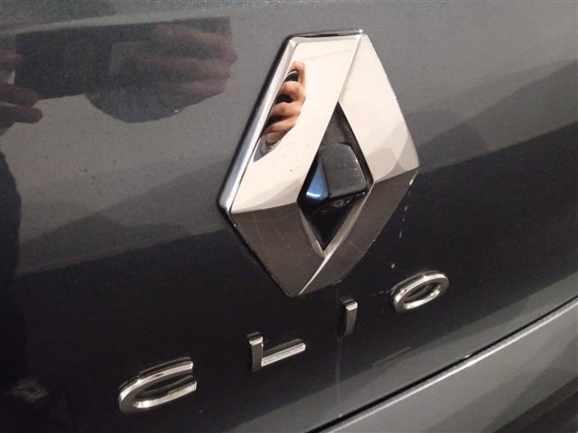RENAULT Clio V 2019 00013754_VO38043670