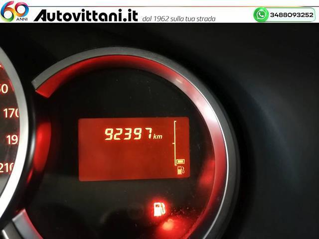 DACIA Sandero 00959376_VO38023207
