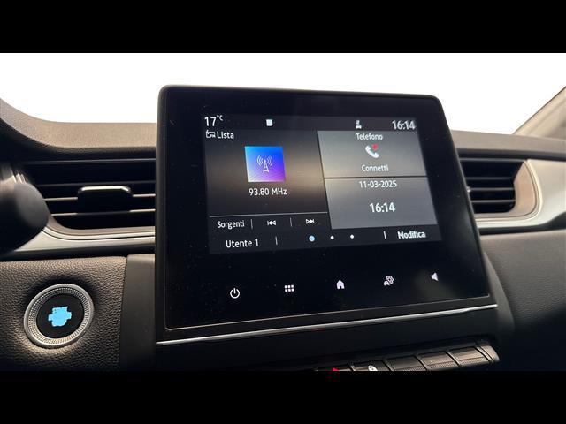 RENAULT Captur 04998003_VO38013058