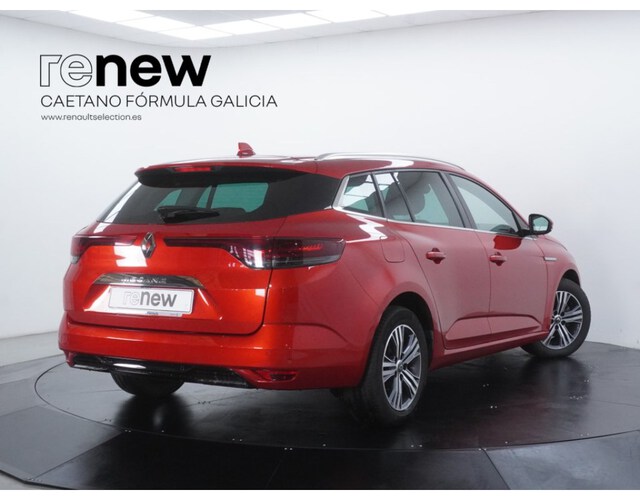 Outside Mégane Sport Tourer  Rojo Deseo