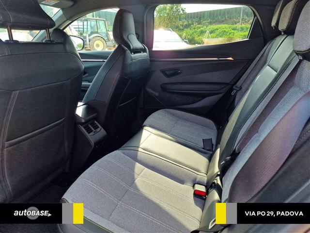 RENAULT Megane IV E Tech 01096449_VO38013498
