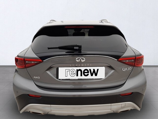 Inside QX30 Diesel  Graphite Shadow