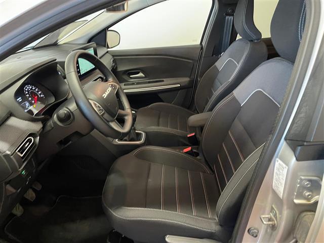 DACIA Jogger 01229748_VO38013065