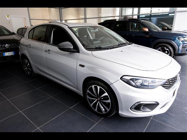 FIAT Tipo 00094732_VO38013437