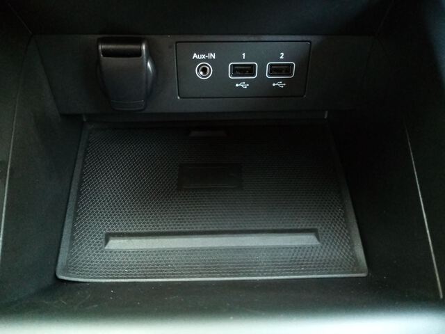 Inside Clio  Azul Celadon