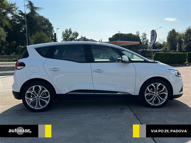 RENAULT Scenic 01095999_VO38013498